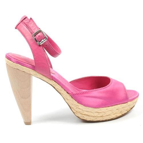 Fuxia 5.5 US - 36 EUR Nine West Womens Ankle Strap Sandal NWCASTING MDPNK MPNK